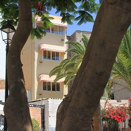 Casa Peter Los Cristianos Centro A 20 Metros Del Mar Dom wakacyjny