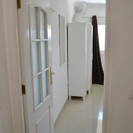 Dom wakacyjny Casa Peter Los Cristianos Centro A 20 Metros Del Mar Los Cristianos (Tenerife)